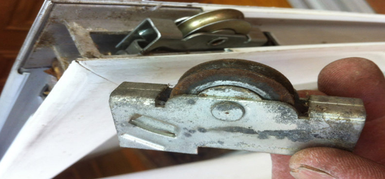 screen door roller repair in Pembroke Pines